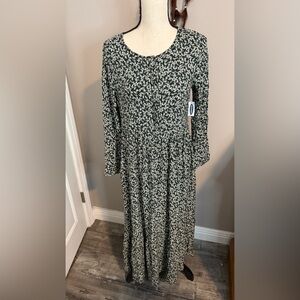 Old Navy Dark Green Patterned Long Sleeve Dress